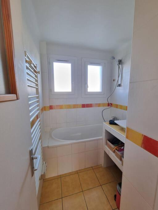 Appartement Cosy Proche Du Tram Монпелие Екстериор снимка